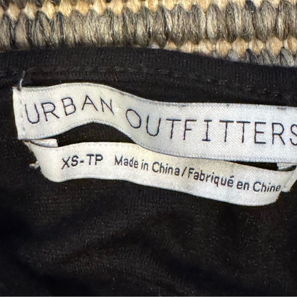Urban Outfitters Black Crop Top - Picture 3 of 3